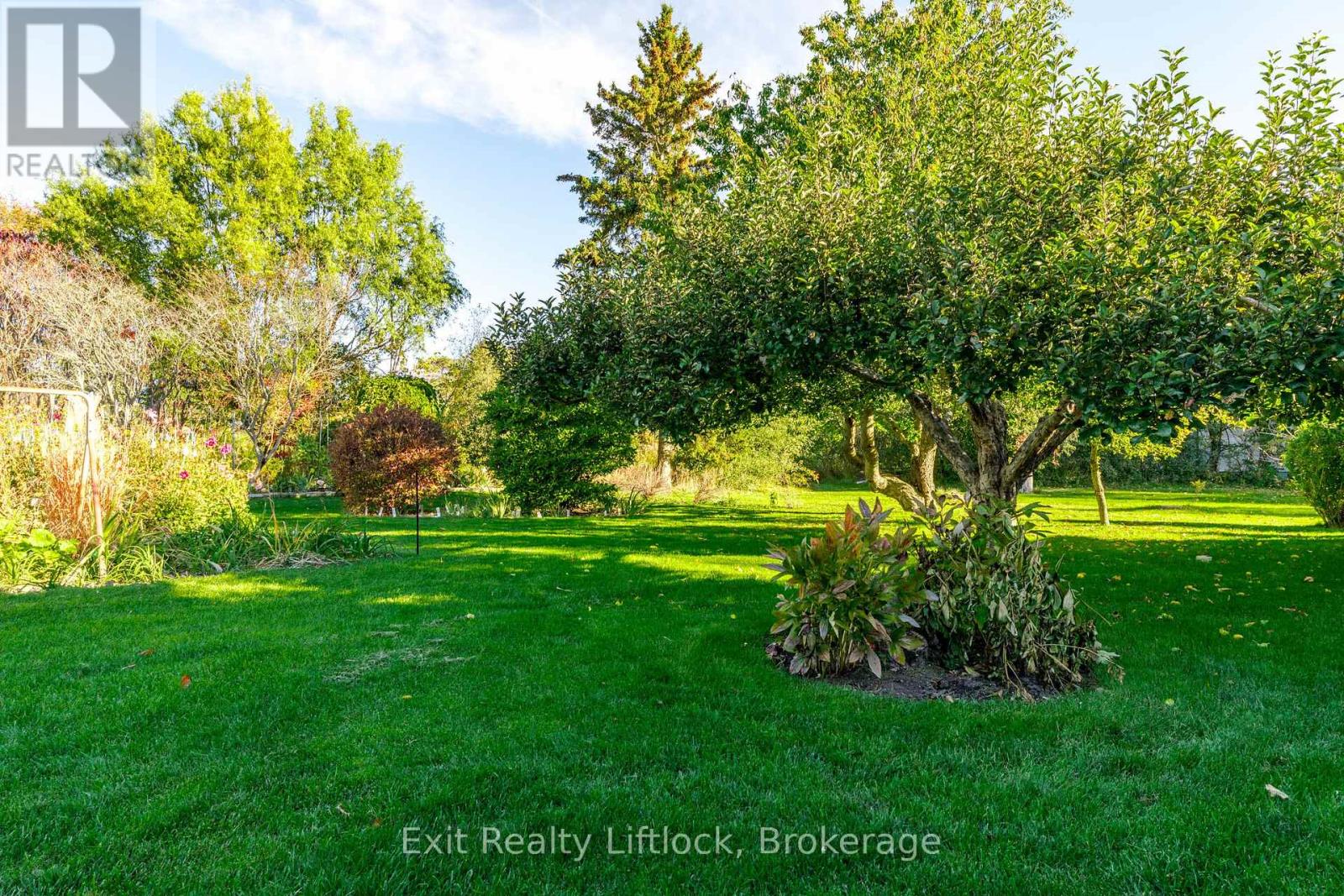 651 & 653 Cottesmore Avenue, Cobourg, ON photo 41