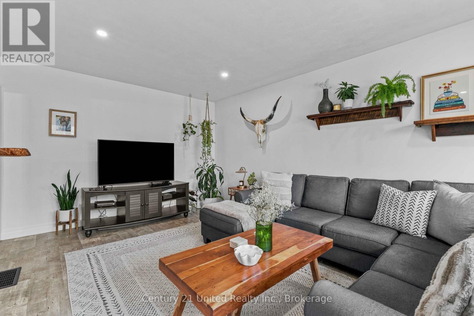 673 Frank Street, Peterborough, ON photo 4