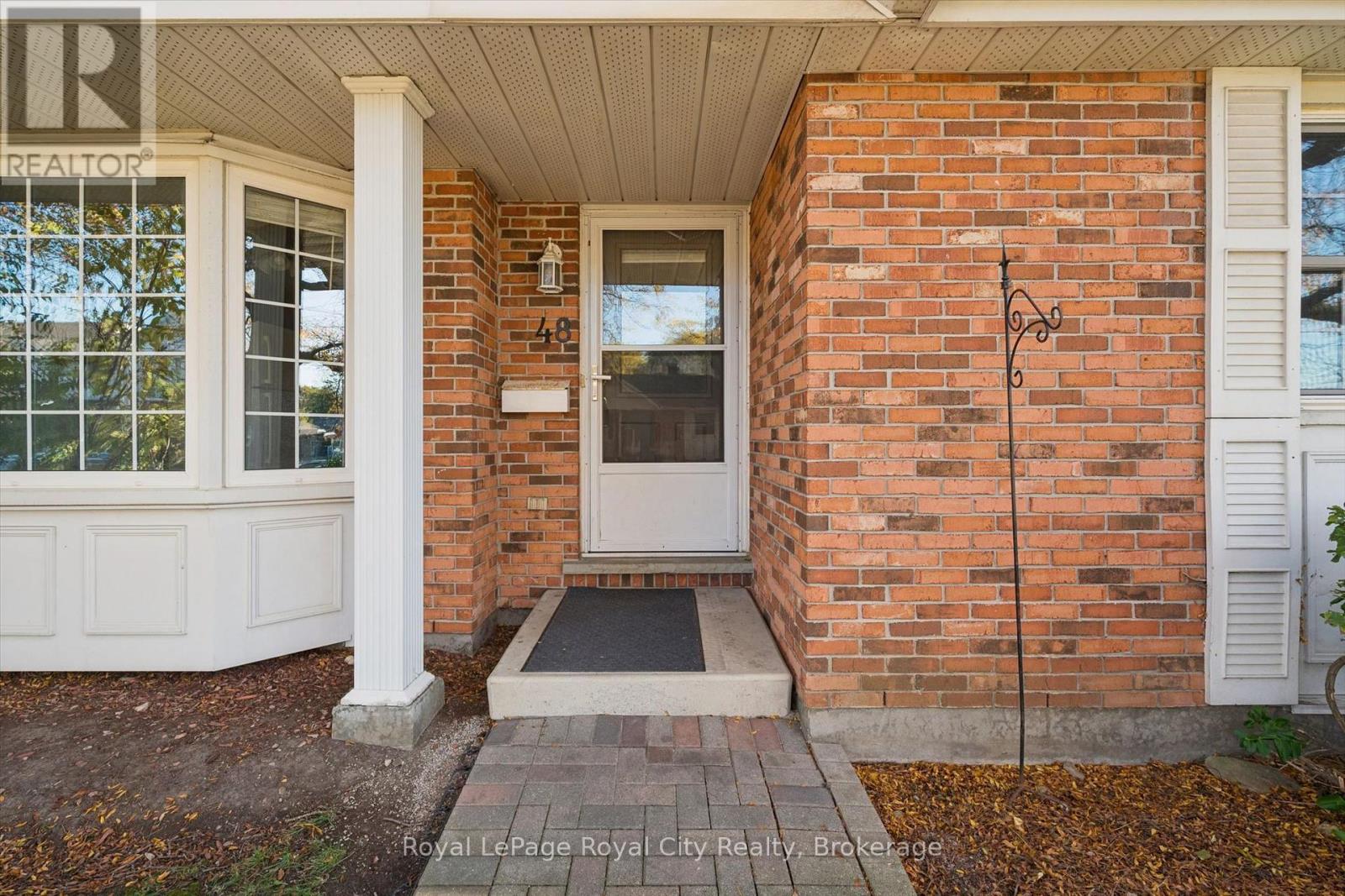 129 Victoria Unit 48 photo 3