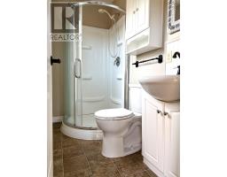 84/86 Elm Street, Springhill, NS B0M1X0 Photo 21