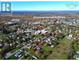 Primary Bedroom - 84/86 Elm Street, Springhill, NS B0M1X0 Photo 10