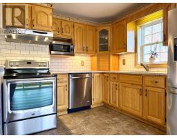 84/86 Elm Street, Springhill, NS B0M1X0 Photo 25