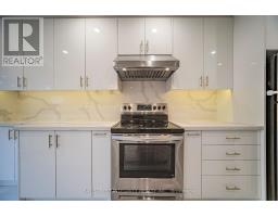 28 Fawndale Crescent, Toronto, ON M1W3K1 Photo 12