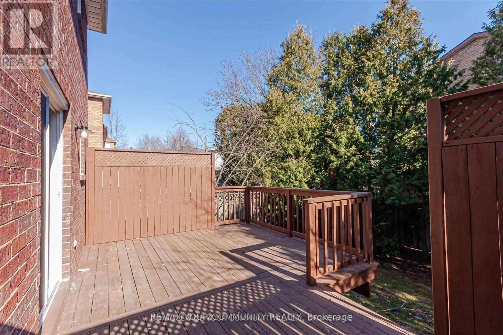 1138 Thimbleberry Circle, Oshawa, ON photo 10
