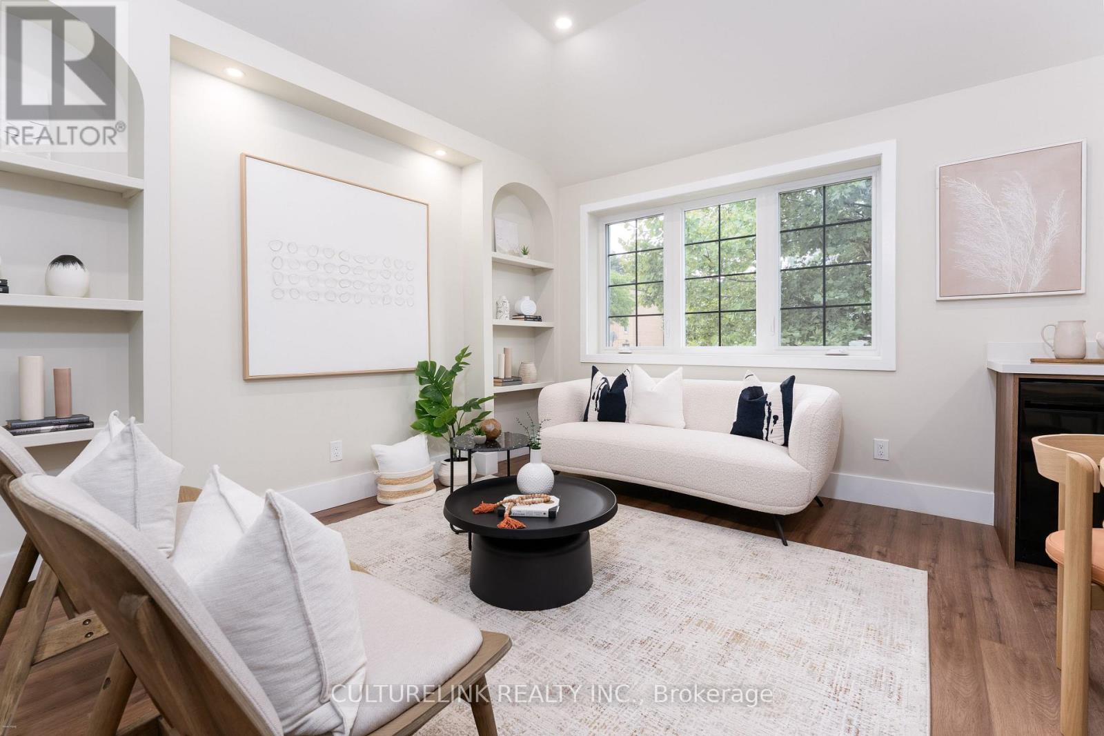 58 Joanith Drive, Toronto, ON photo 4