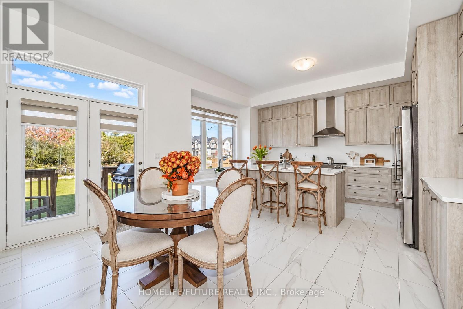 117 Deer Ridge Crescent, Whitby, ON photo 13