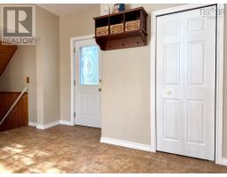 84/86 Elm Street, Springhill, NS B0M1X0 Photo 15