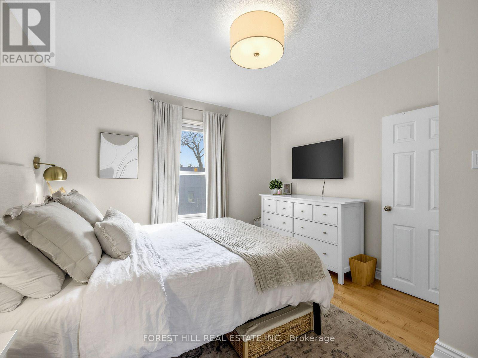 84 Walpole Avenue, Toronto, ON photo 22