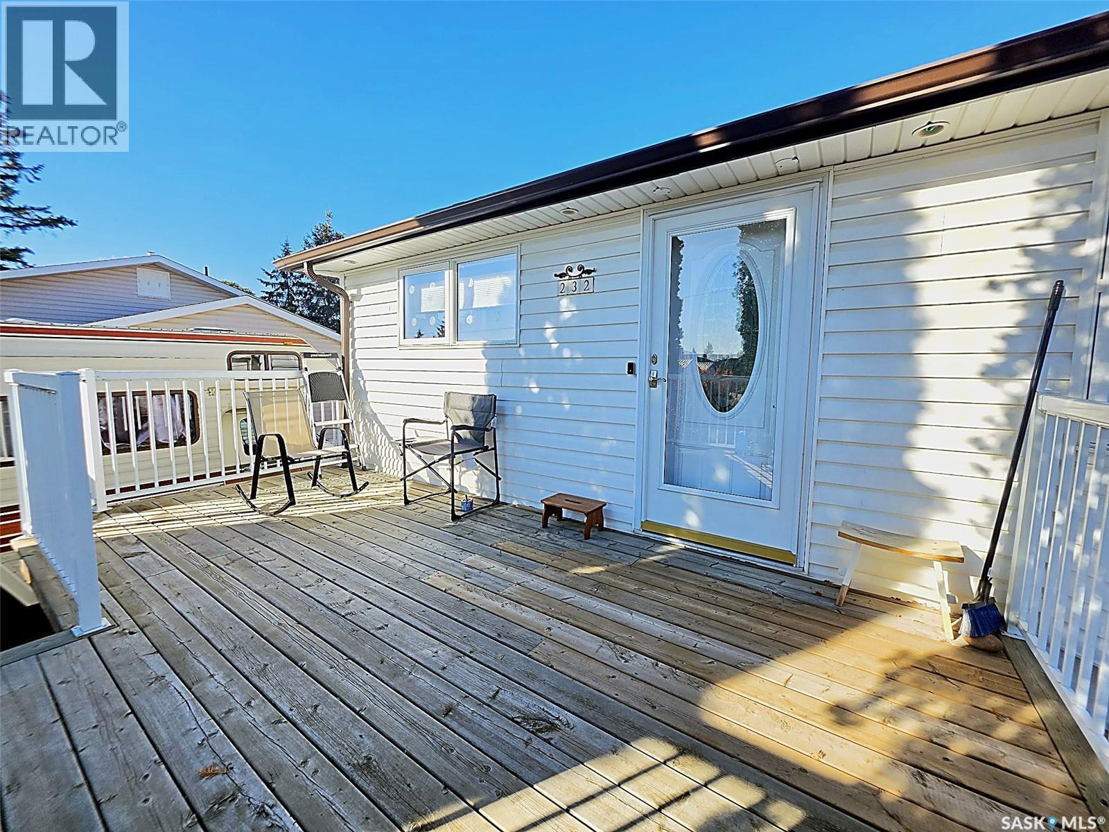 232 25th STREET, Battleford — photo 3