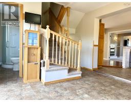 84/86 Elm Street, Springhill, NS B0M1X0 Photo 20