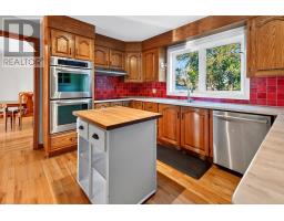 4 Inverness Place thumbnail 13