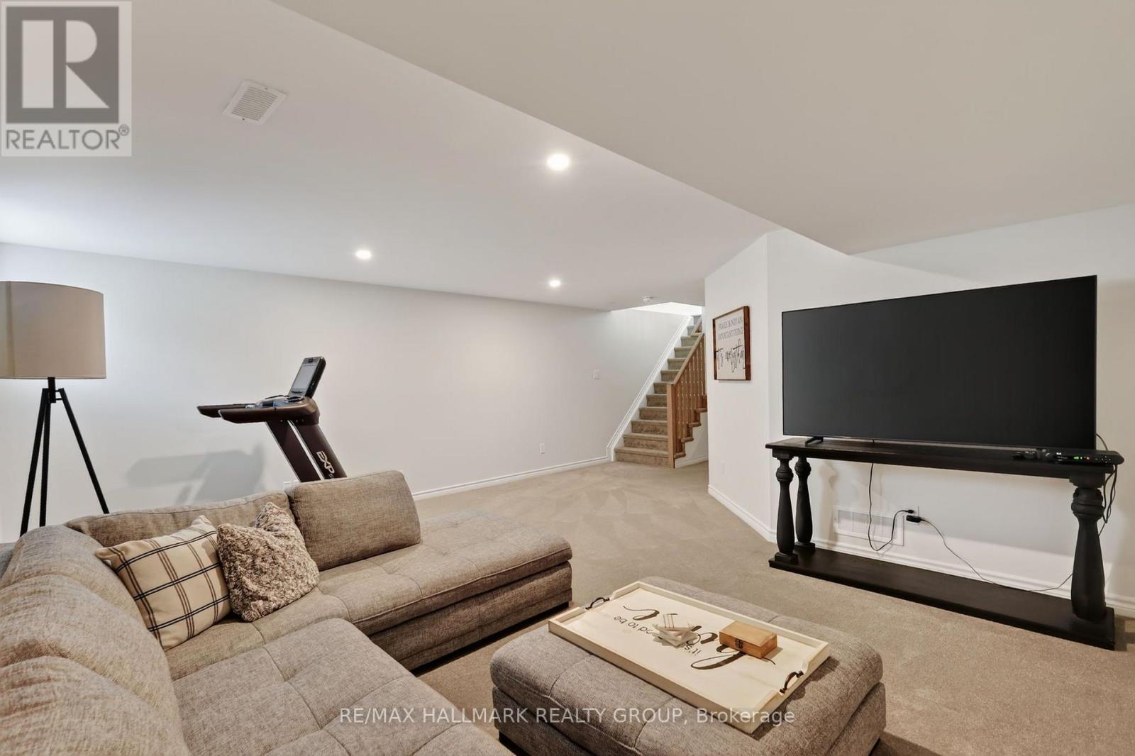 Condos for Sale in Ottawa – 317 KANASHTAGE TERRACE, Ottawa – By Peter Sagos - Image 40