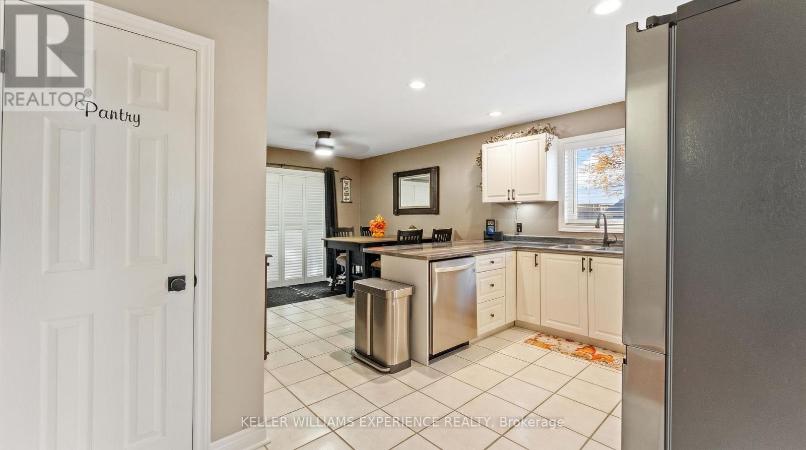 34 Brighton Road, Barrie, ON photo 13
