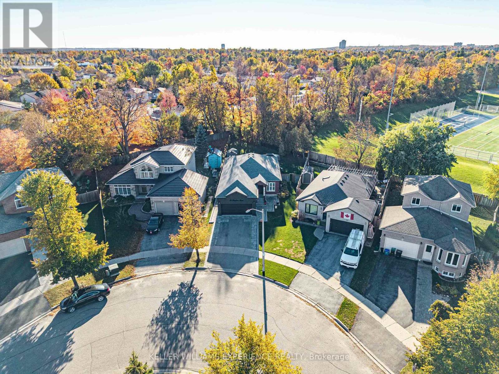 34 Brighton Road, Barrie, ON photo 2