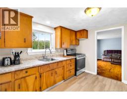 206 Claudie Road, photo 3