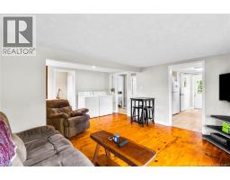 206 Claudie Road, photo 8
