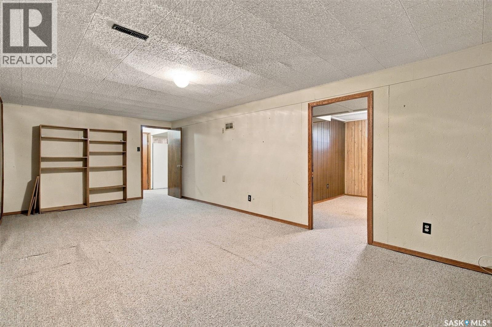 20 YARNTON CRESCENT, Regina — photo 36