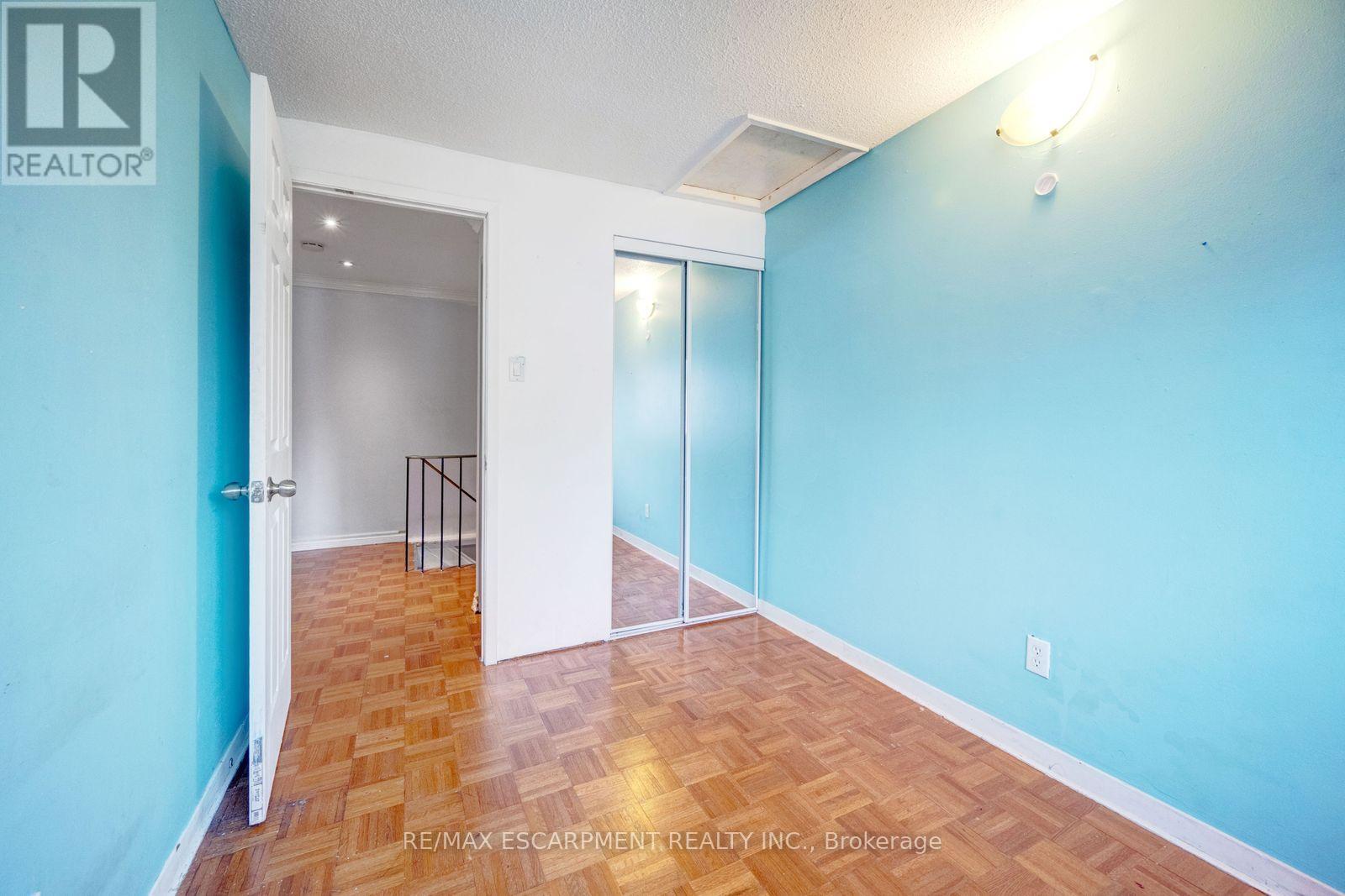 13 Holmstead Court, Brampton, ON photo 14
