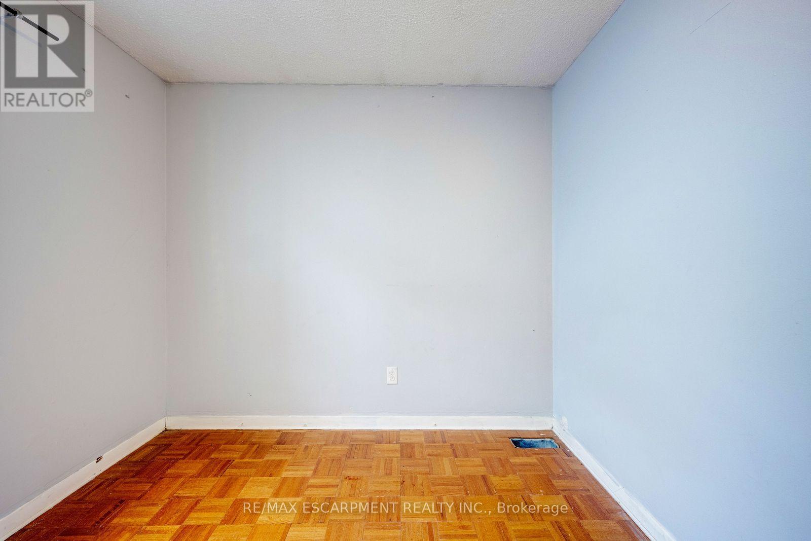 13 Holmstead Court, Brampton, ON photo 23