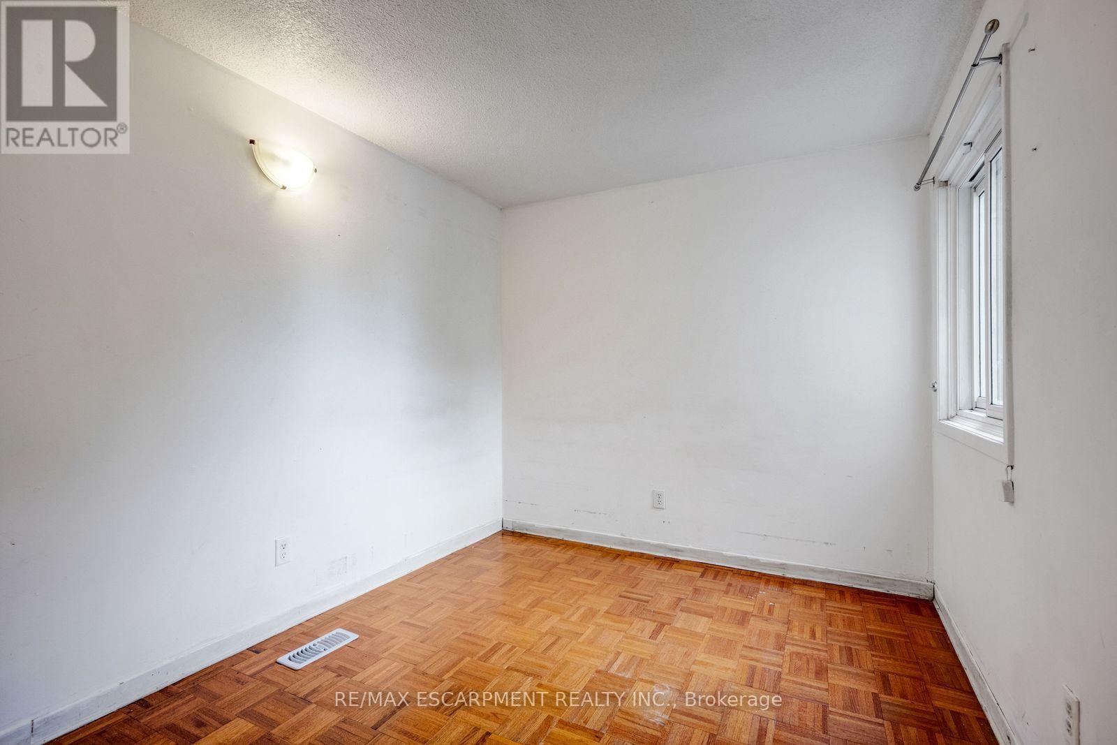 13 Holmstead Court, Brampton, ON photo 26