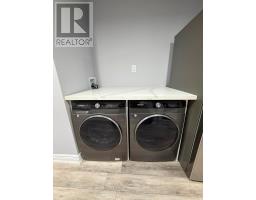 Lower - 2 Tonalite Road, Brampton, ON L6P0M3 Photo 8