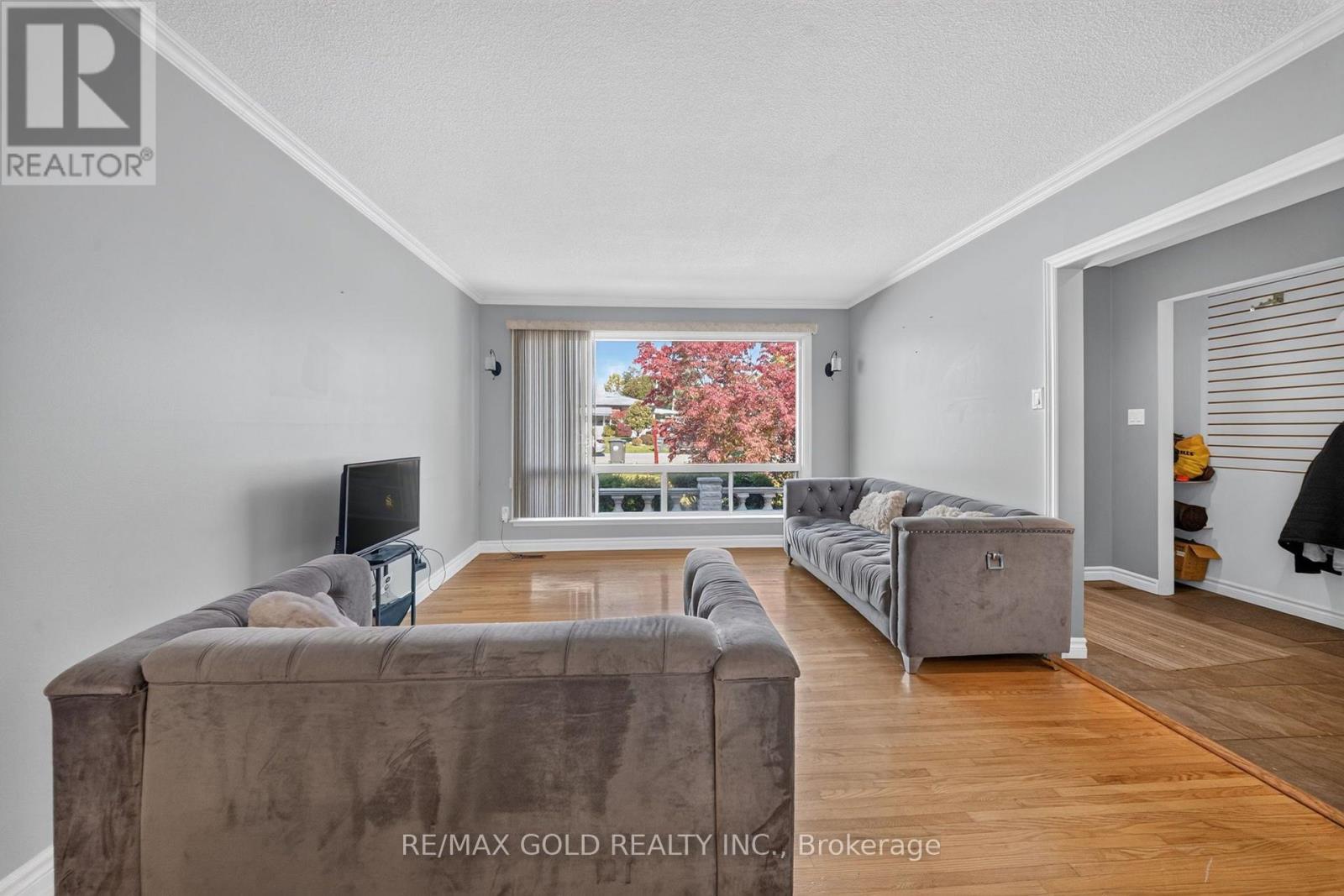 6 Dartford Road, Brampton, ON photo 10
