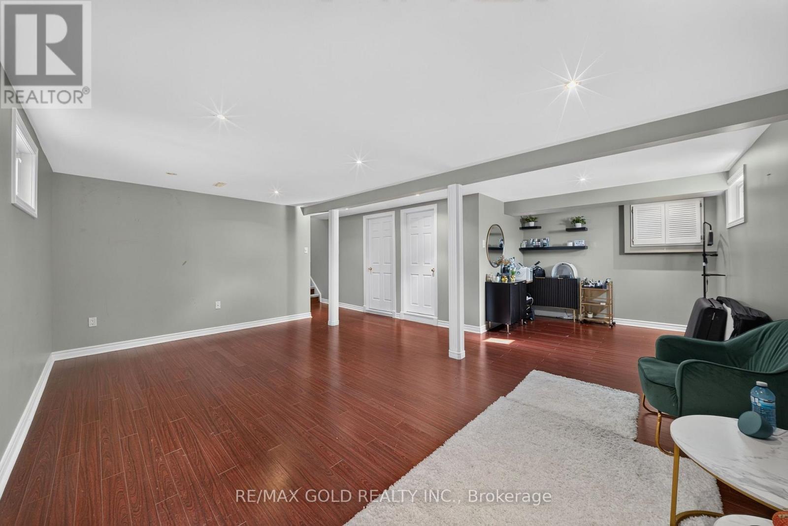6 Dartford Road, Brampton, ON photo 38