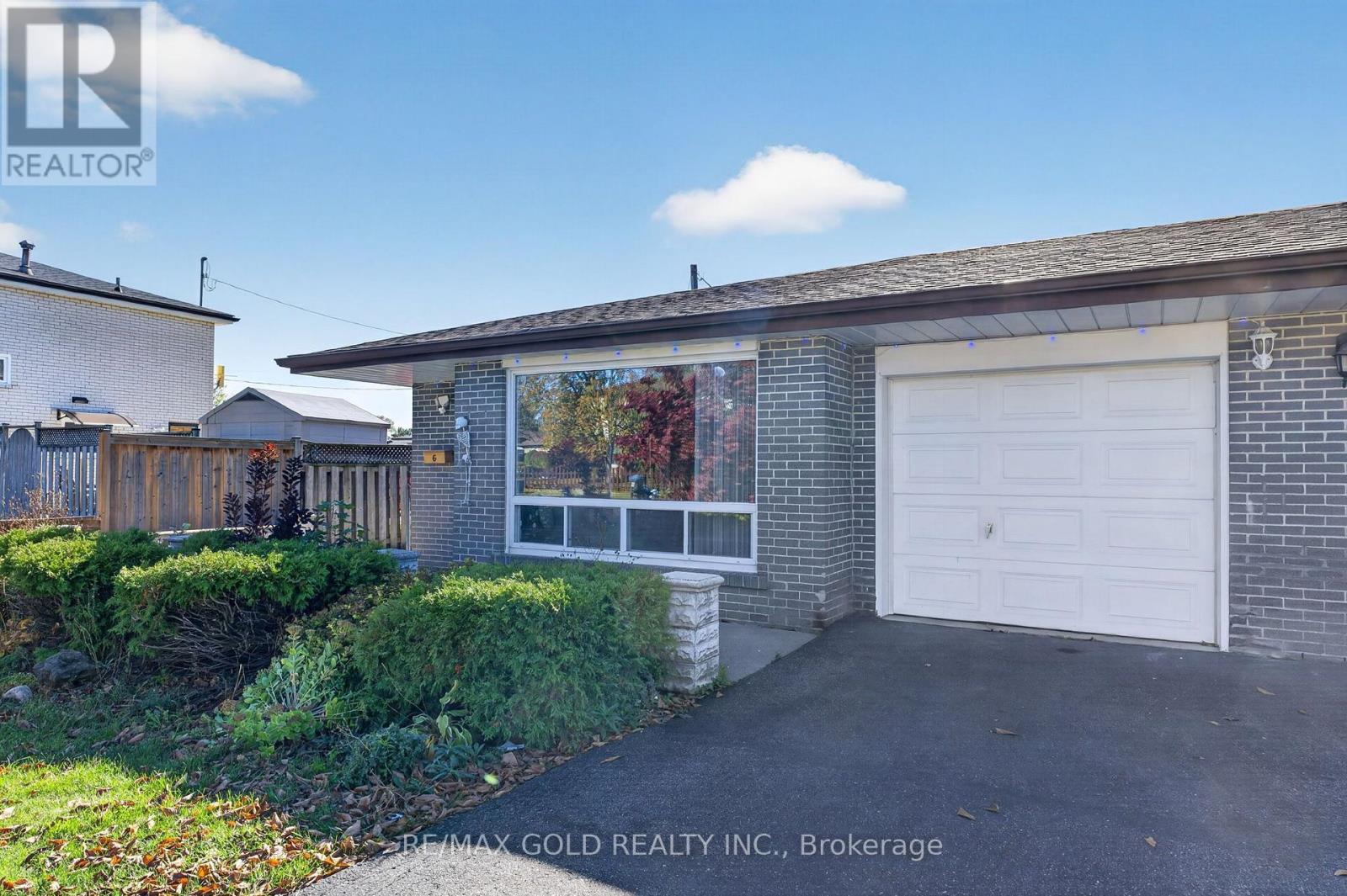 6 Dartford Road, Brampton, ON photo 4