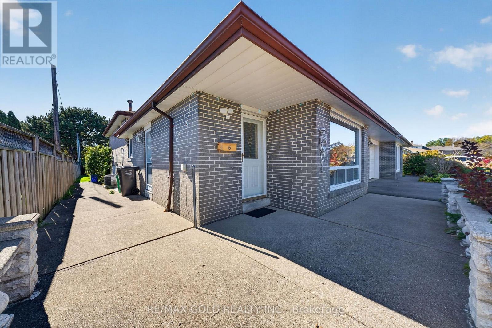6 Dartford Road, Brampton, ON photo 5