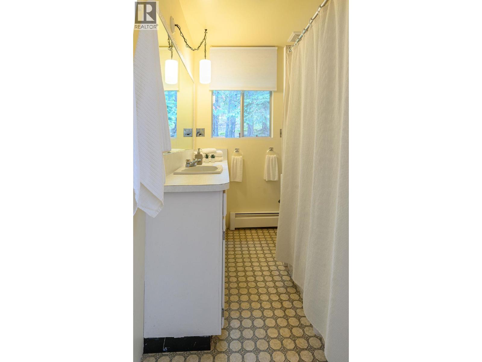 Photo of 1361 STURDIES BAY ROAD 15