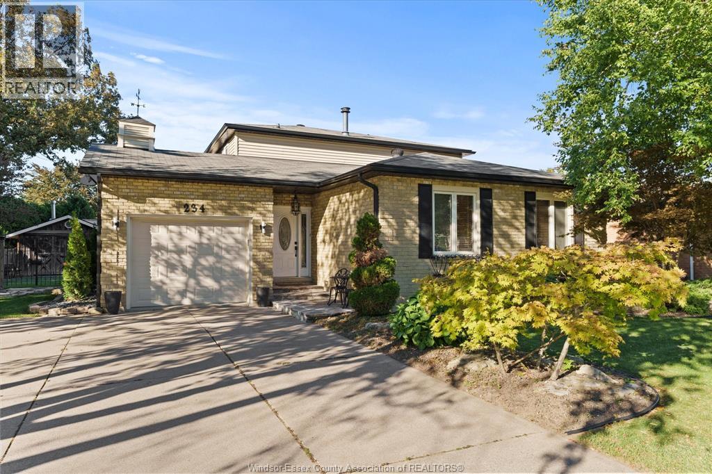 234 APPLEWOOD ROAD, Kingsville, ON, photo 2