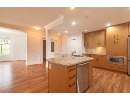 207 16469 64 Avenue, Surrey, BC V3S6V7 Photo 13