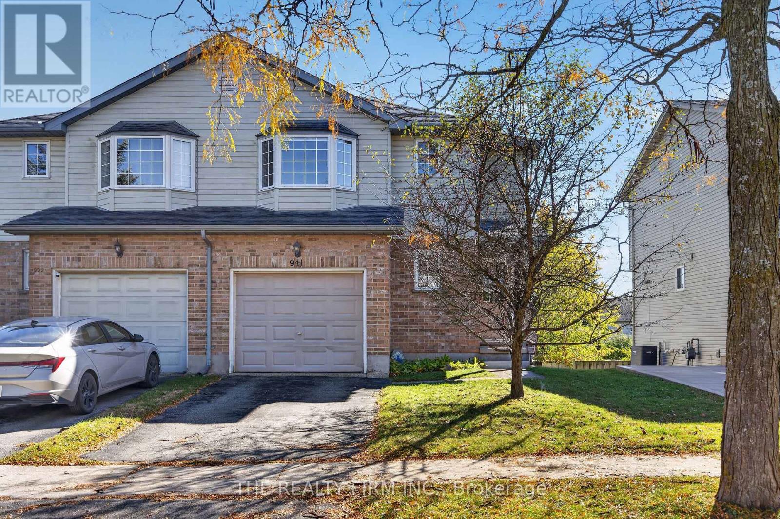 3 bedroom Single Family exterior, 941 Thistledown Way, Whitehills, London, Ontario