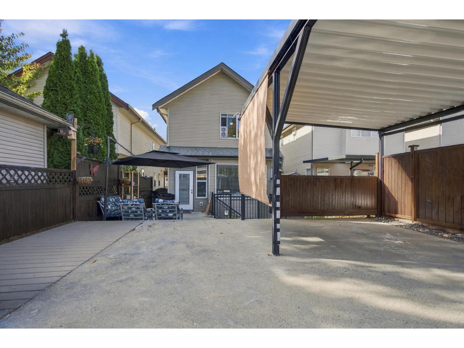 Photo of 6926 190 STREET 25