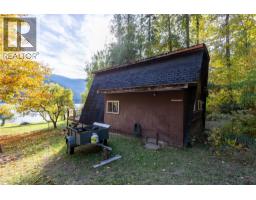 4318 Highway 3a Highway, Nelson, BC V1L6N1 Photo 19