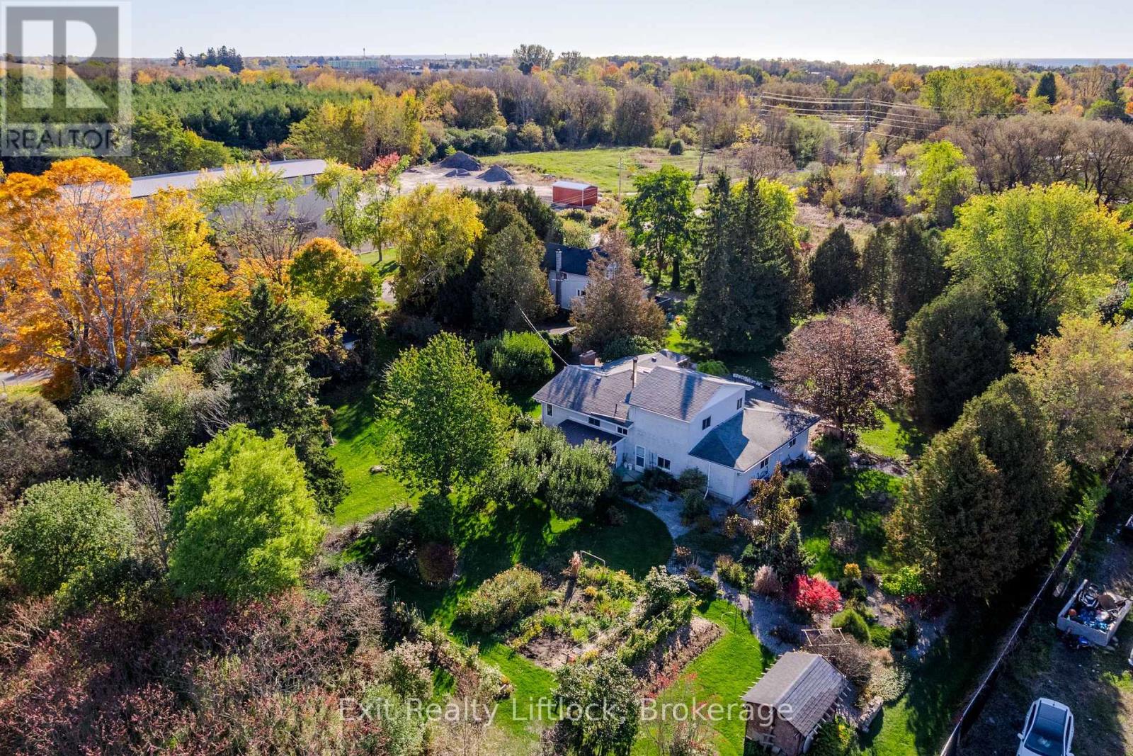 651 & 653 Cottesmore Avenue, Cobourg, ON photo 2