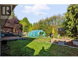 1560 Larchberry Way, Gibsons, BC V0N1V5 Photo 16