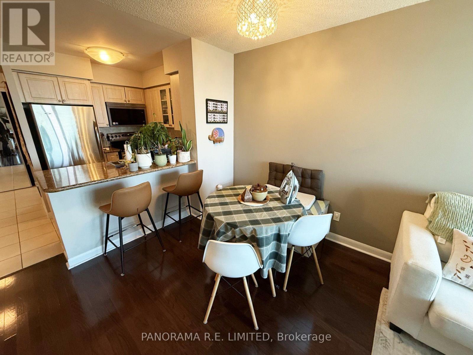 225 Sherway Gardens Unit 1001 photo 4