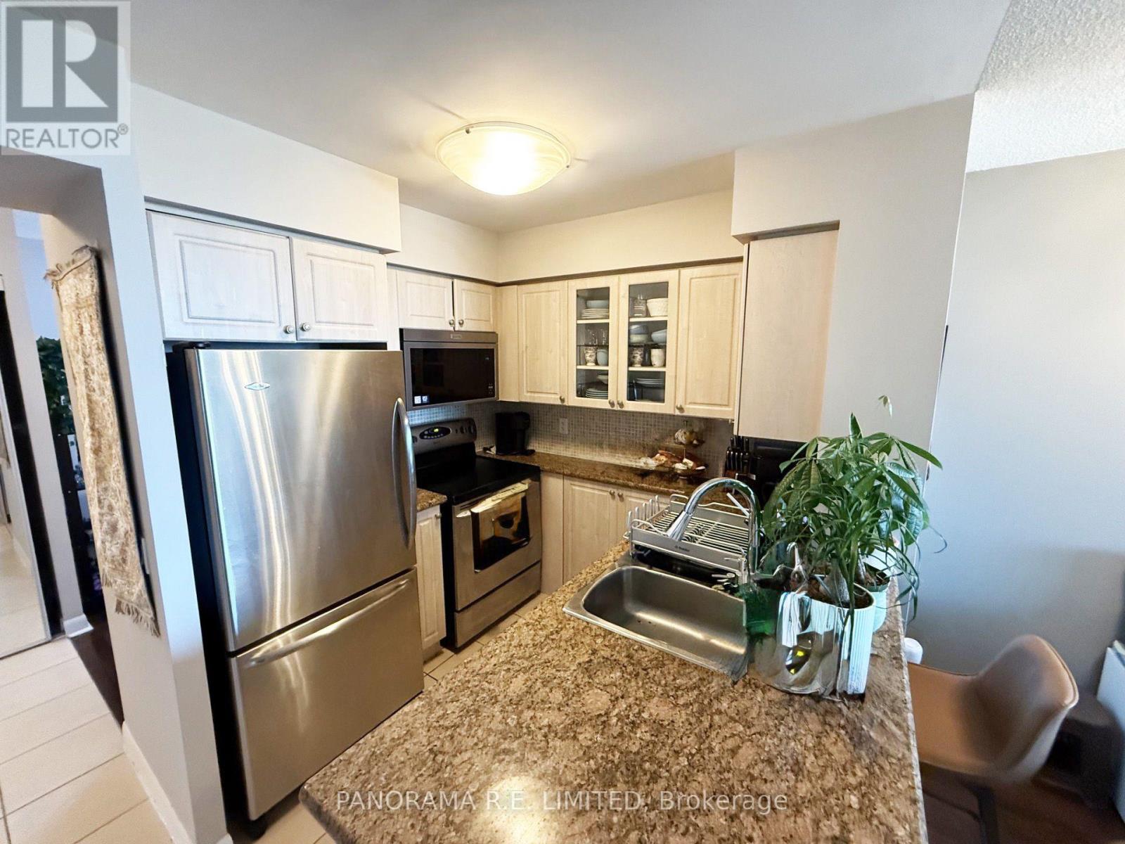 225 Sherway Gardens Unit 1001 photo 5