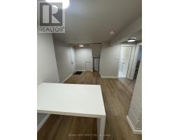 B2 - 35 Lilywood Road, Toronto, ON M6B1V6 Photo 10