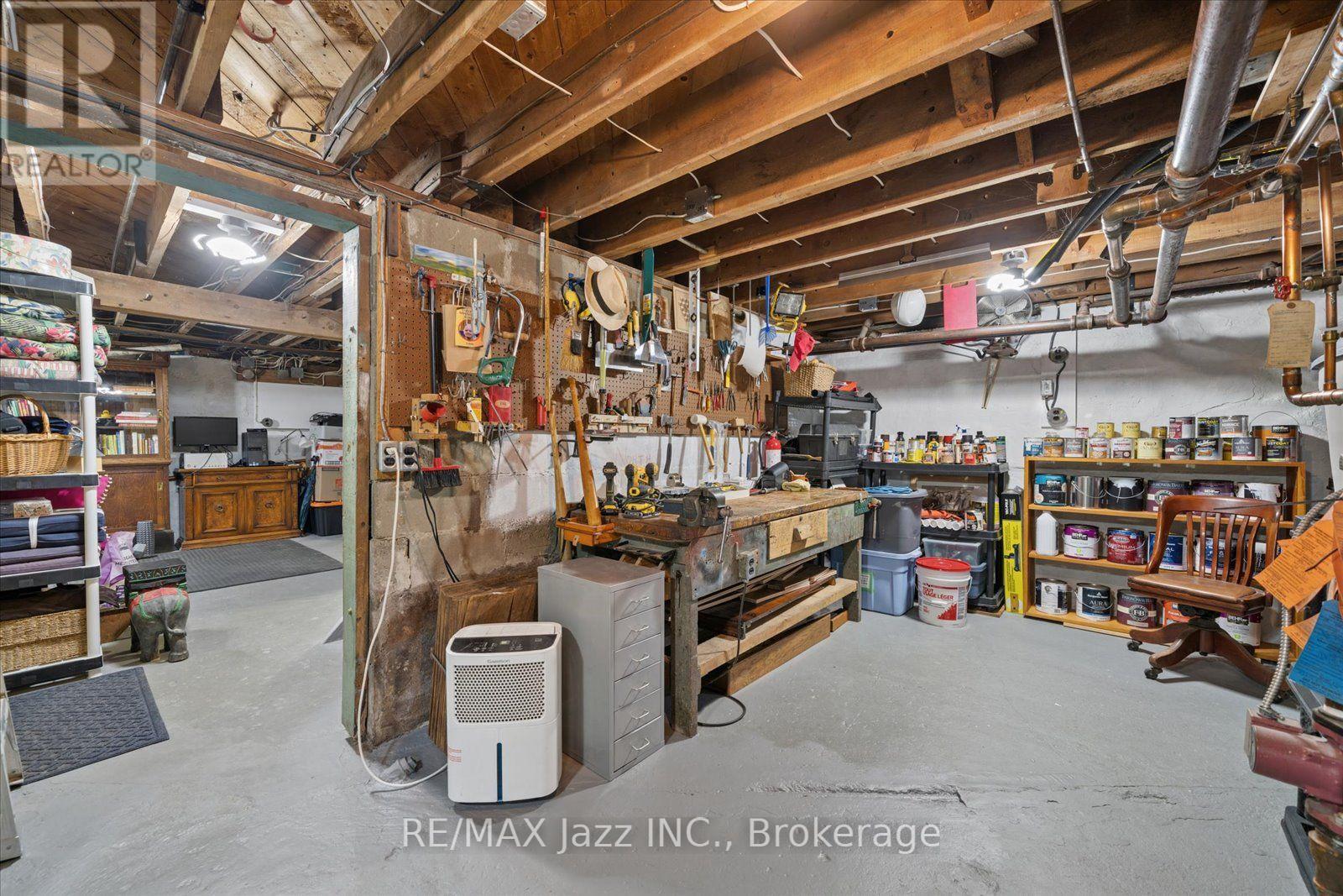 621 Masson Street, Oshawa, ON photo 40