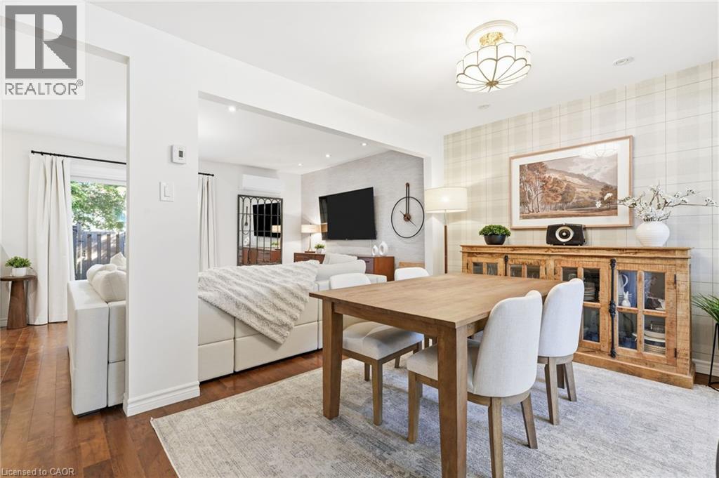 #17 1550 GARTH Street - 12