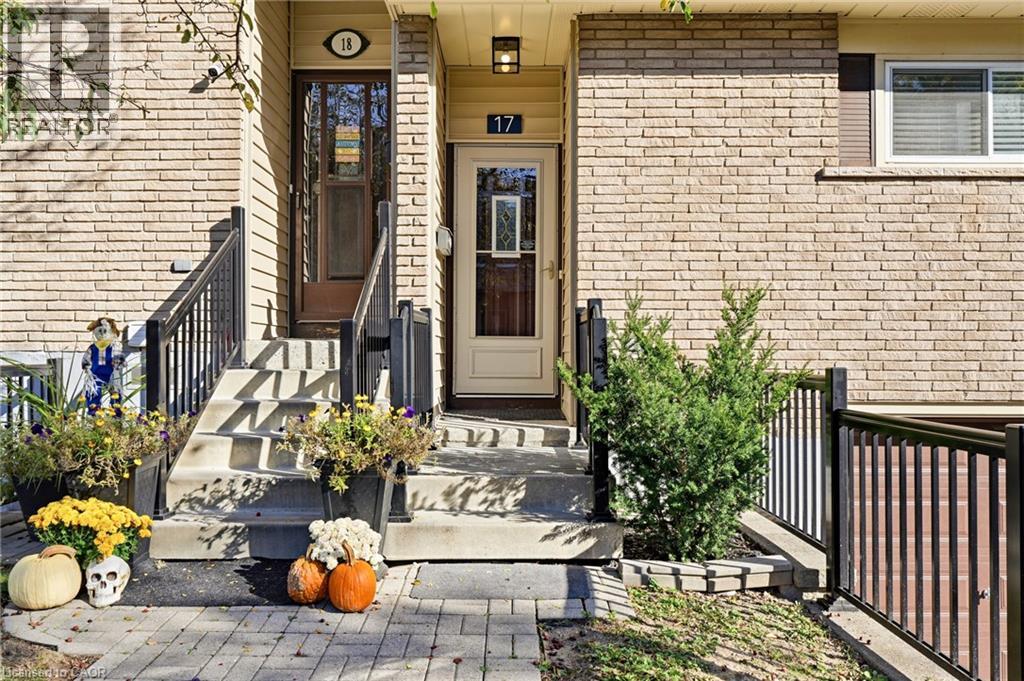 #17 1550 GARTH Street - 2