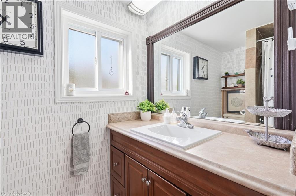 #17 1550 GARTH Street - 26