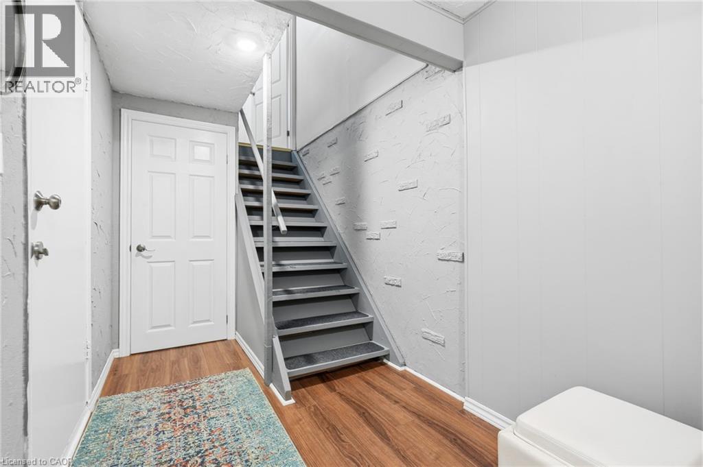 #17 1550 GARTH Street - 28
