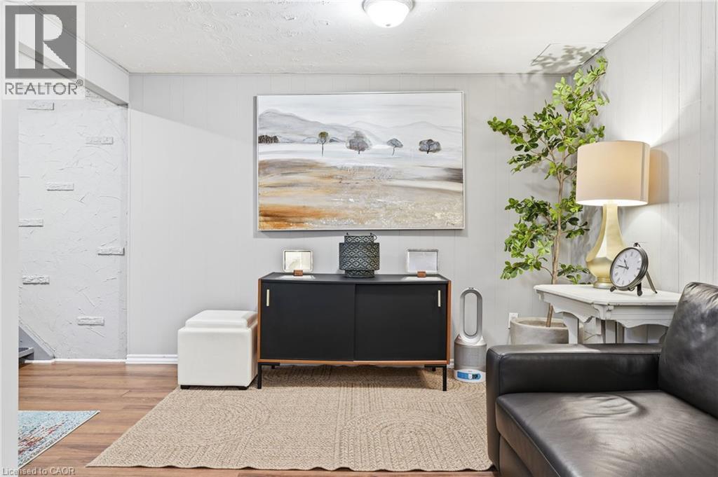 #17 1550 GARTH Street - 29