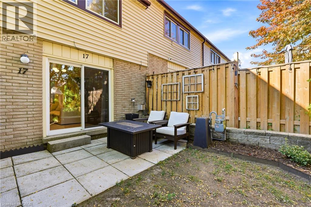 #17 1550 GARTH Street - 34