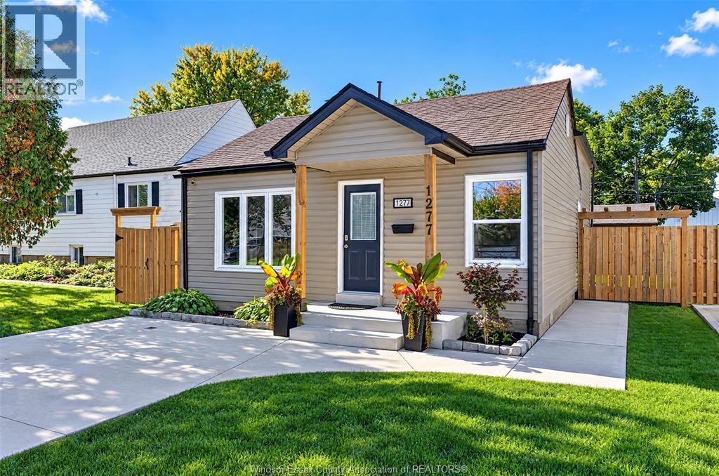 MLS# 26025842: 1277 Felix, Windsor, Canada