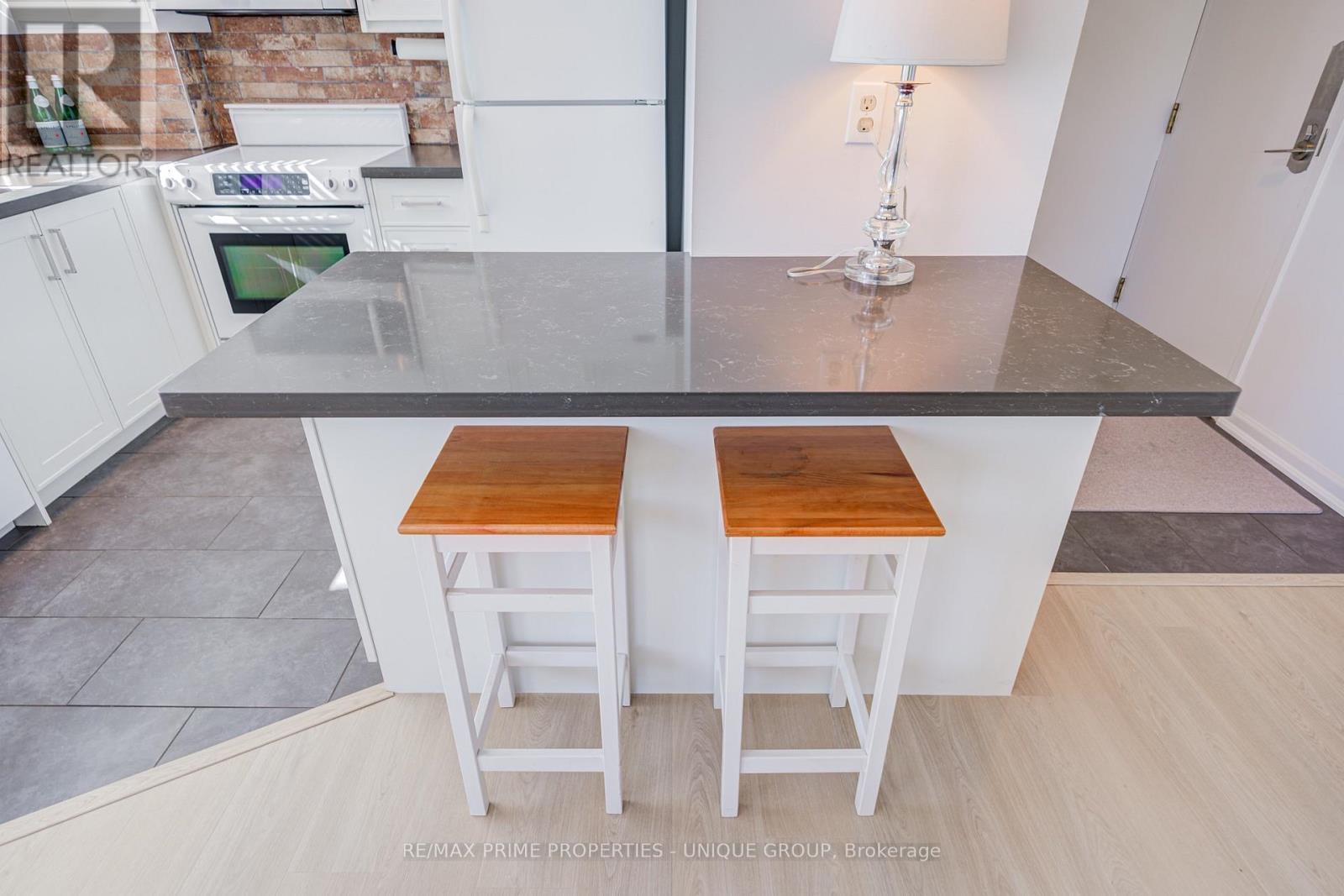 301- 250 Queens Quay West, Toronto, ON photo 18