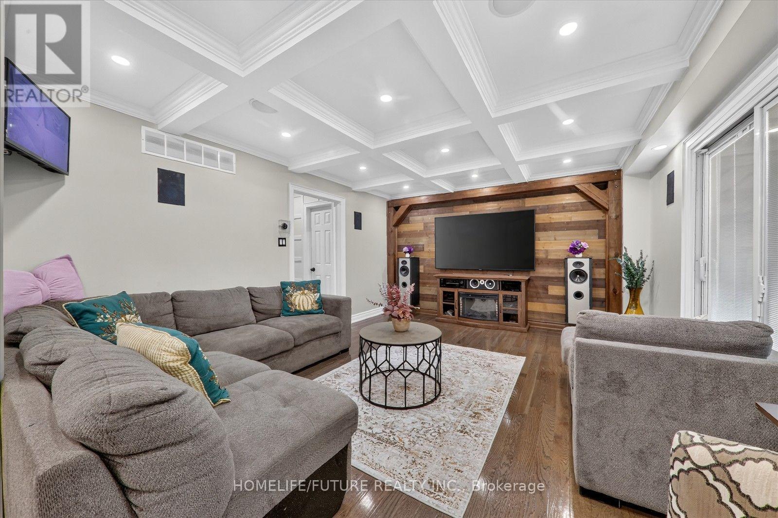 1569 Jaywin Circle, Pickering, ON photo 15